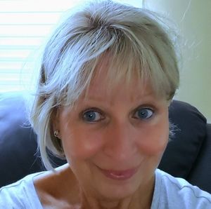Meet your Posher, Carol